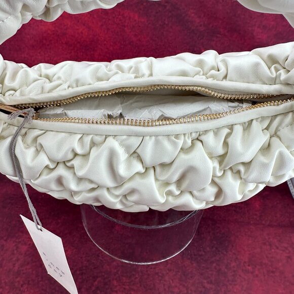 A NEW DAY BUBBLE QUILTED CLITCH HANDBAG, CREAM, SINGLE HANDLE, ZIP CLOSURE - Picture 7 of 9